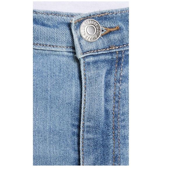 LEVI’S 720 HIGH RISE SUPER SKINNY MEDIUM WASH - Picture 4 of 9